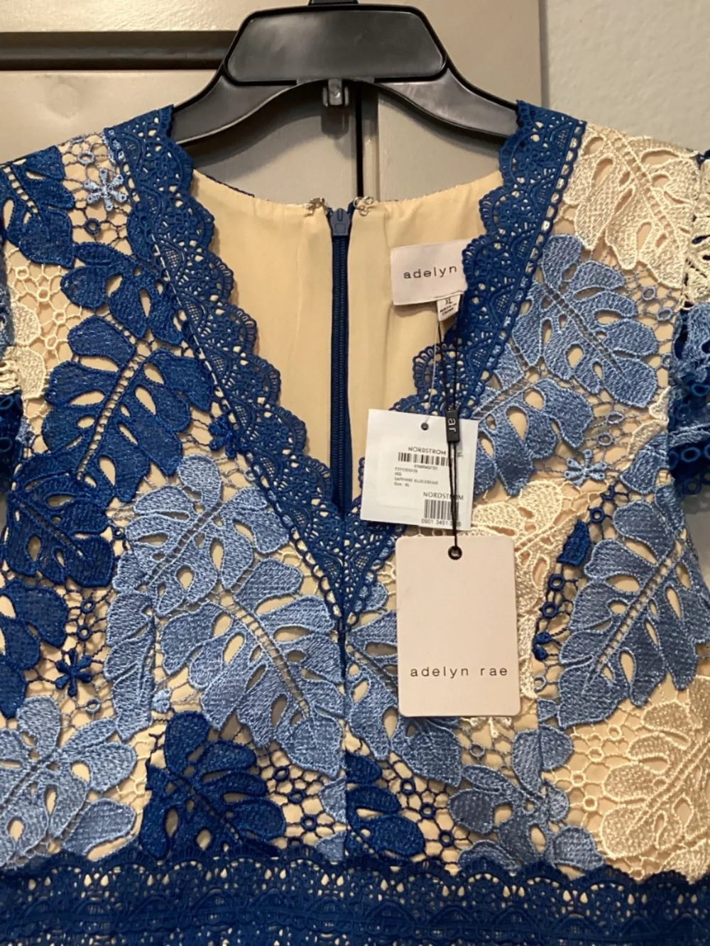 Adelyn Rae Adeline Palm Lace Midi Dress, size XL - Picture 2 of 12